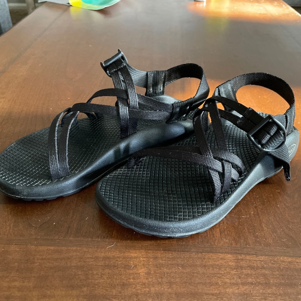 Chaco size 6